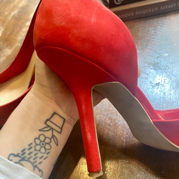 BCBG Red Pointed Toe Stiletto - Picture 9 of 9